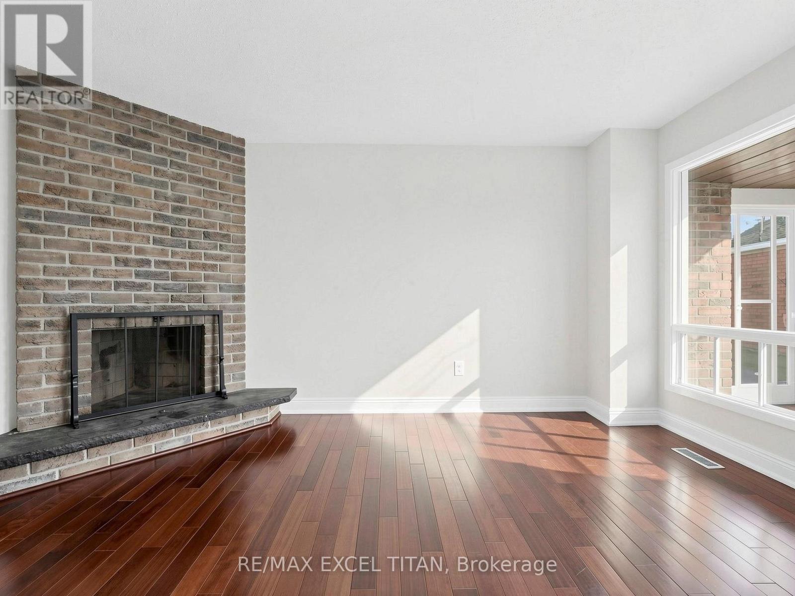 198 Risebrough Circuit, Markham, Ontario  L3R 3E3 - Photo 8 - N12960318