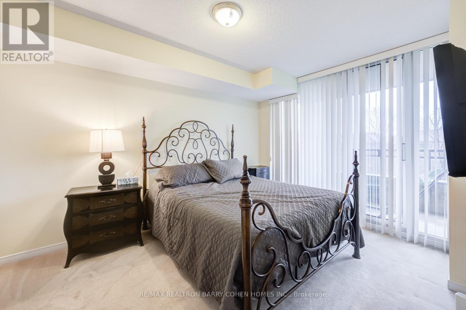 201 - 310 Red Maple Road, Richmond Hill, Ontario  L4C 0T7 - Photo 11 - N12960346