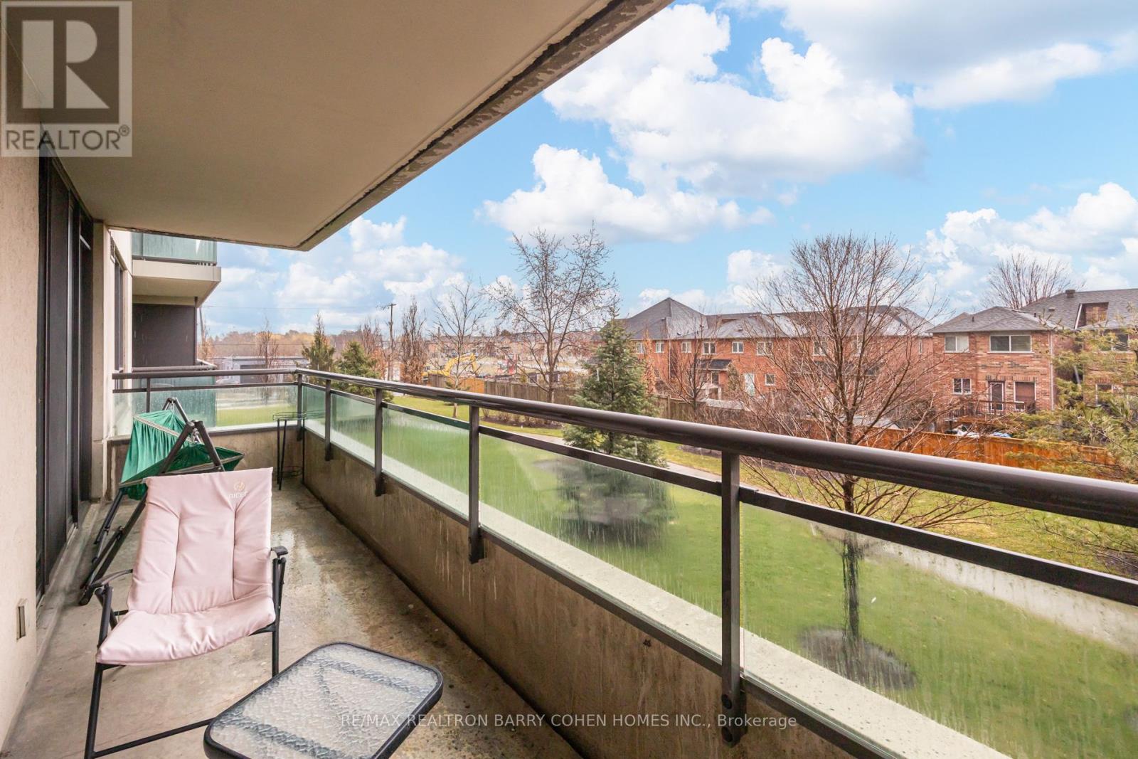 201 - 310 Red Maple Road, Richmond Hill, Ontario  L4C 0T7 - Photo 13 - N12960346