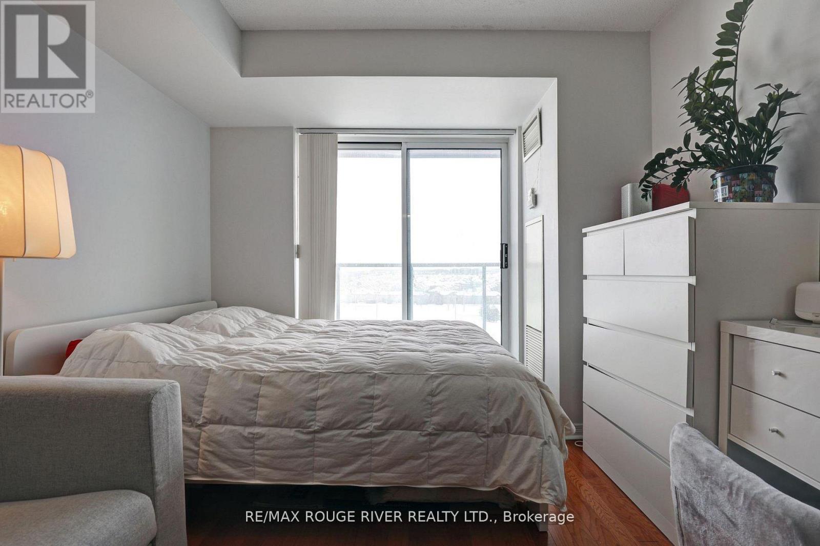 1008 - 11 Oneida Crescent, Richmond Hill, Ontario  L4B 0A1 - Photo 13 - N12960392