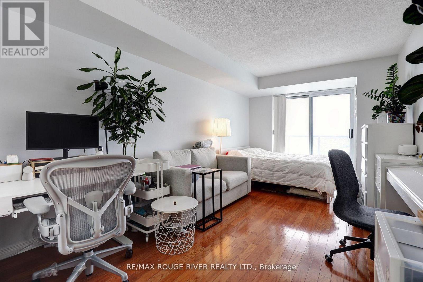 1008 - 11 Oneida Crescent, Richmond Hill, Ontario  L4B 0A1 - Photo 15 - N12960392