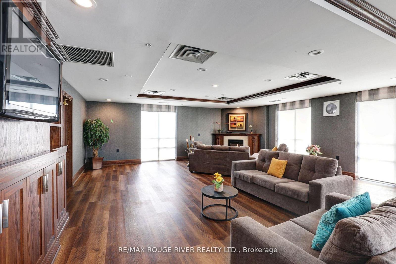 1008 - 11 Oneida Crescent, Richmond Hill, Ontario  L4B 0A1 - Photo 23 - N12960392