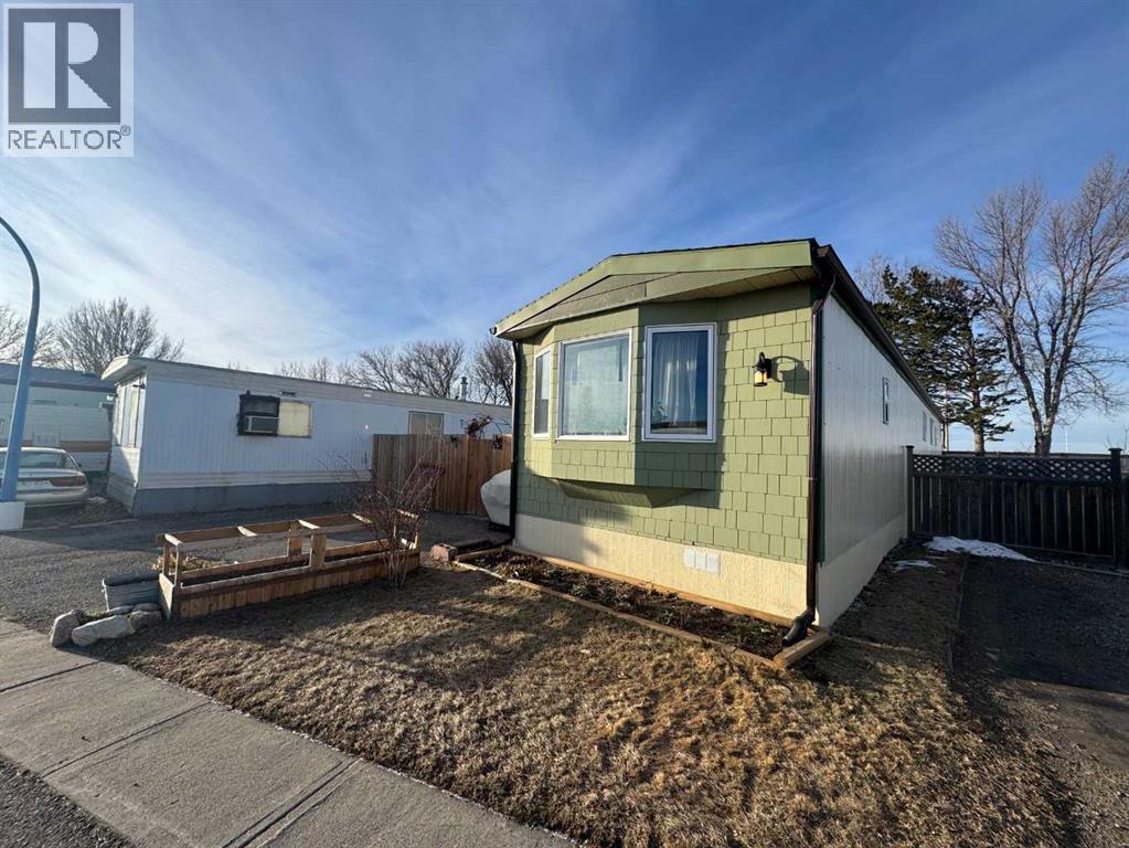 53, 2715 Westside Drive W, Lethbridge, Alberta  T1J 4M9 - Photo 2 - A2299278