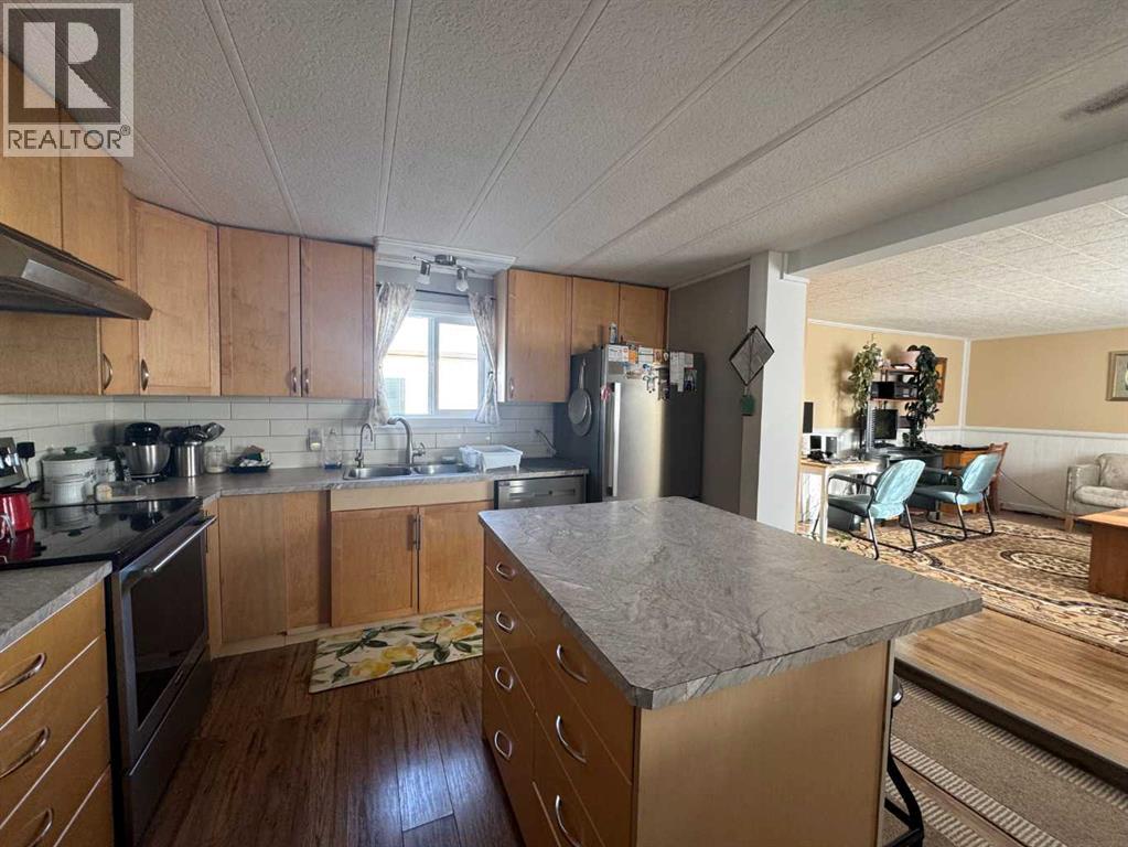 53, 2715 Westside Drive W, Lethbridge, Alberta  T1J 4M9 - Photo 4 - A2299278