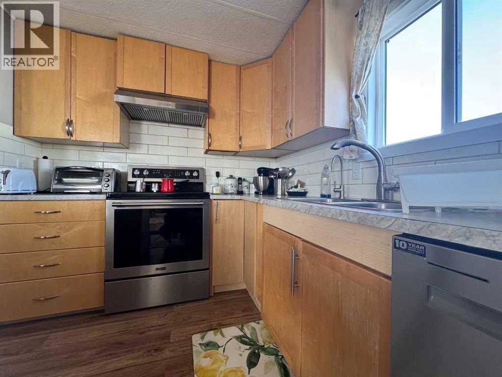 53, 2715 Westside Drive W, Lethbridge, Alberta  T1J 4M9 - Photo 5 - A2299278