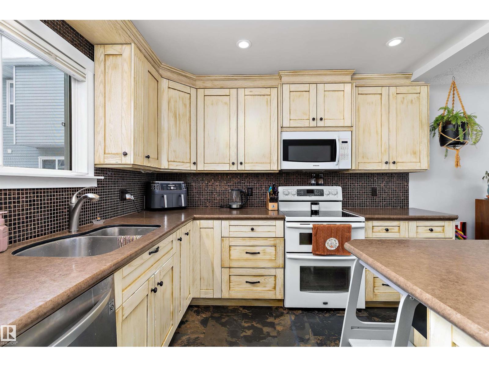 #9 4403 Riverbend Rd Nw, Edmonton, Alberta  T6H 5S9 - Photo 6 - E4479682