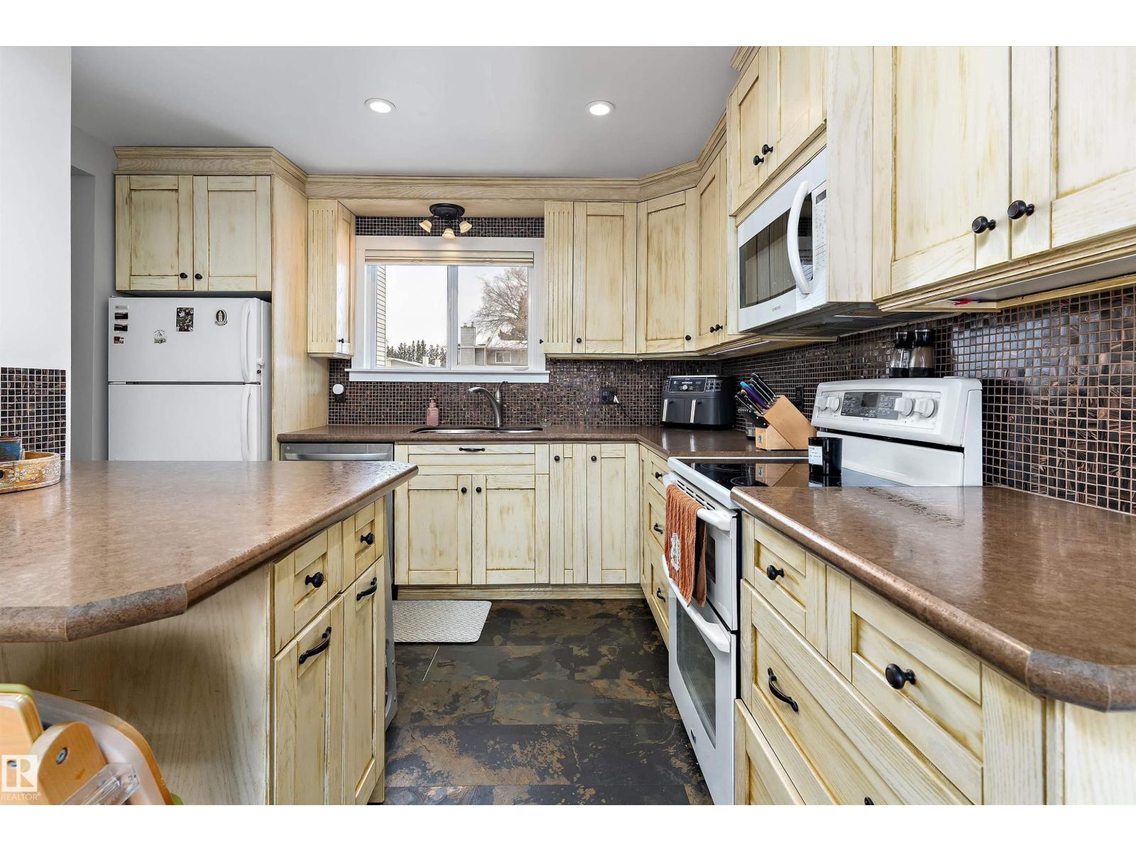 #9 4403 Riverbend Rd Nw, Edmonton, Alberta  T6H 5S9 - Photo 9 - E4479682