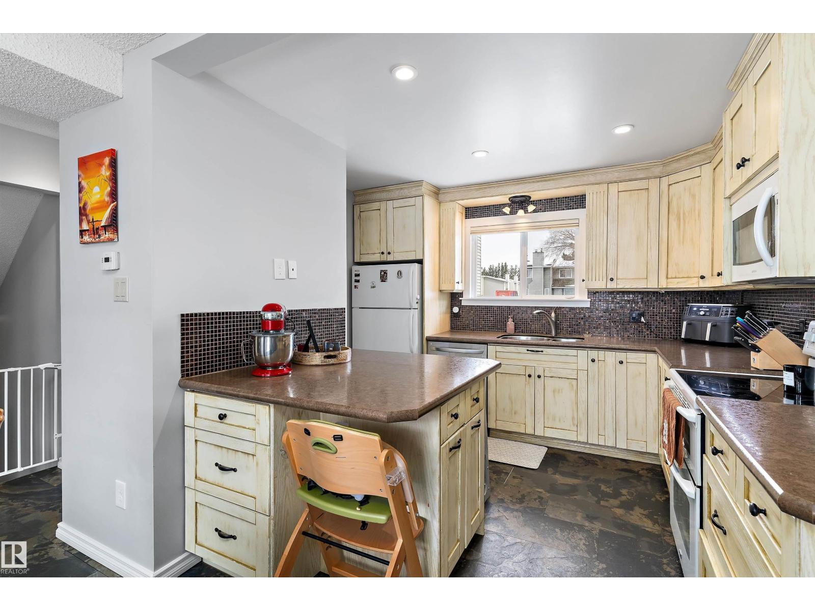 #9 4403 Riverbend Rd Nw, Edmonton, Alberta  T6H 5S9 - Photo 7 - E4479682