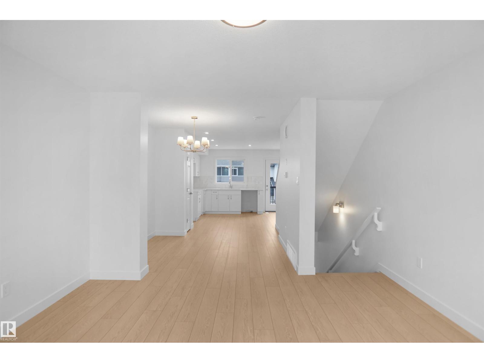 930 19 Av Nw, Edmonton, Alberta T6T 1J1 - Photo 8 - E4474664