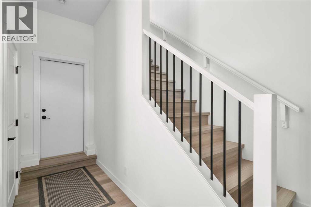 244 Sovereign Common Sw, Calgary, Alberta  T3C 3Y3 - Photo 3 - A2296048