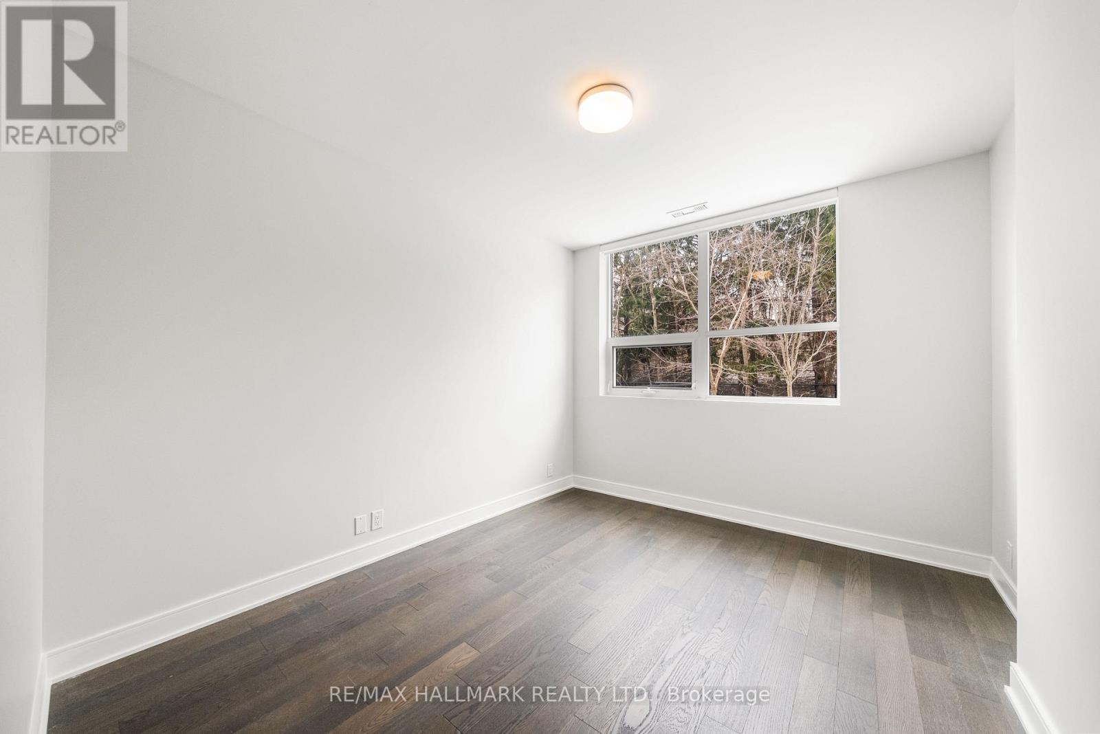 111 - 1575 Lakeshore Road W, Mississauga, Ontario  L5J 1J4 - Photo 25 - W12960322