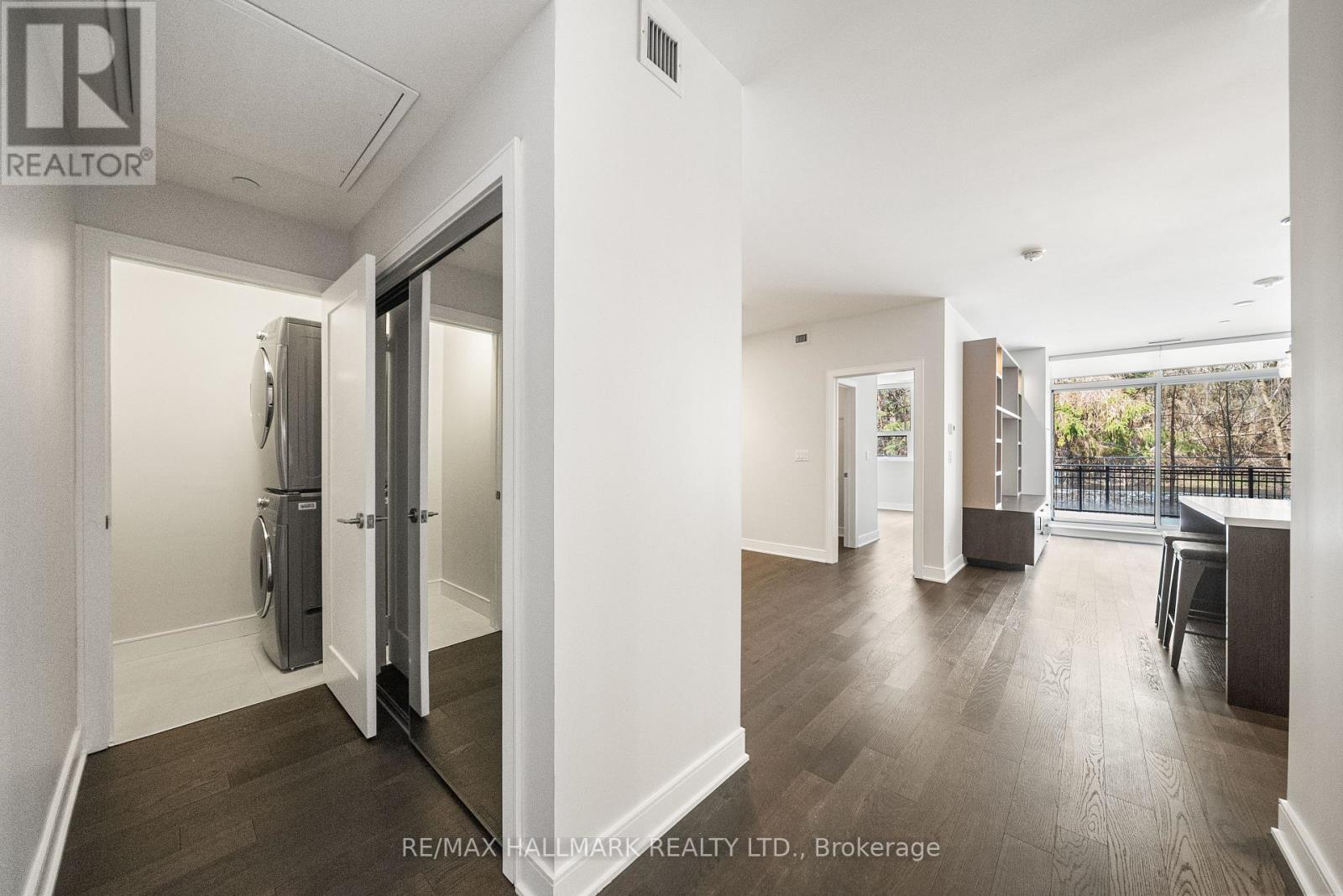 111 - 1575 Lakeshore Road W, Mississauga, Ontario  L5J 1J4 - Photo 30 - W12960322