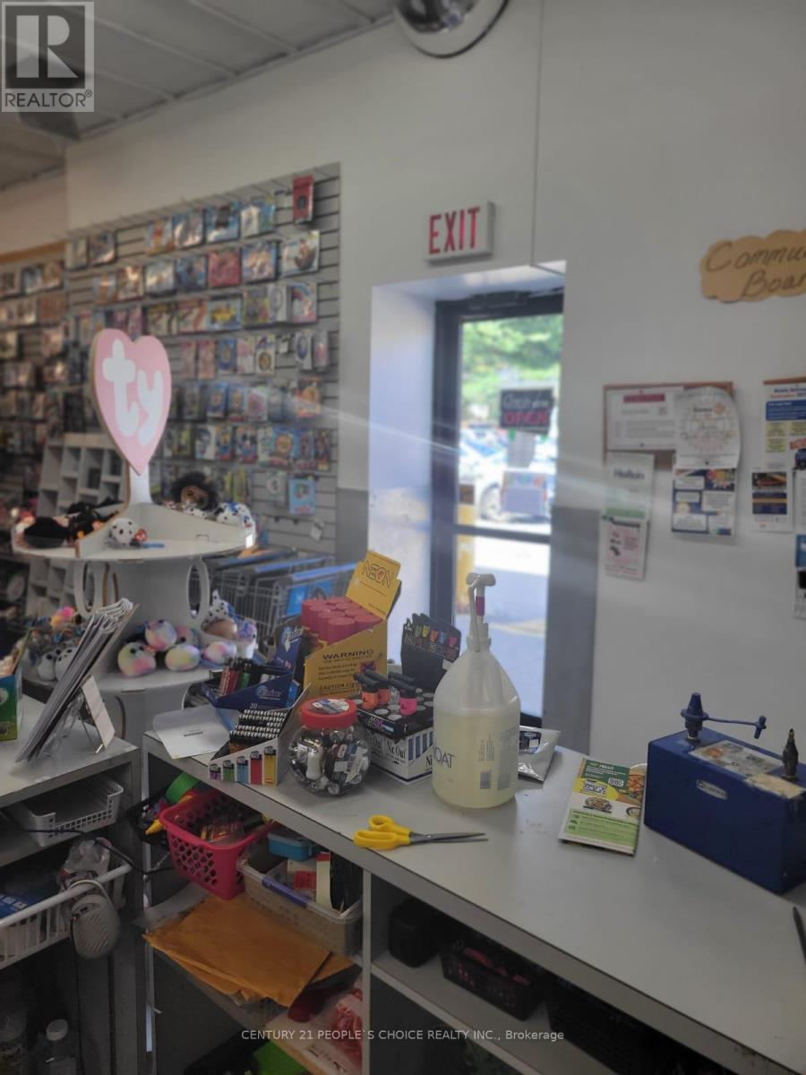 8 Main Street N, Halton Hills, Ontario  L7J 1W1 - Photo 13 - W12960330