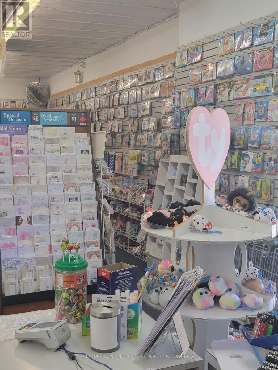 8 Main Street N, Halton Hills, Ontario  L7J 1W1 - Photo 17 - W12960330