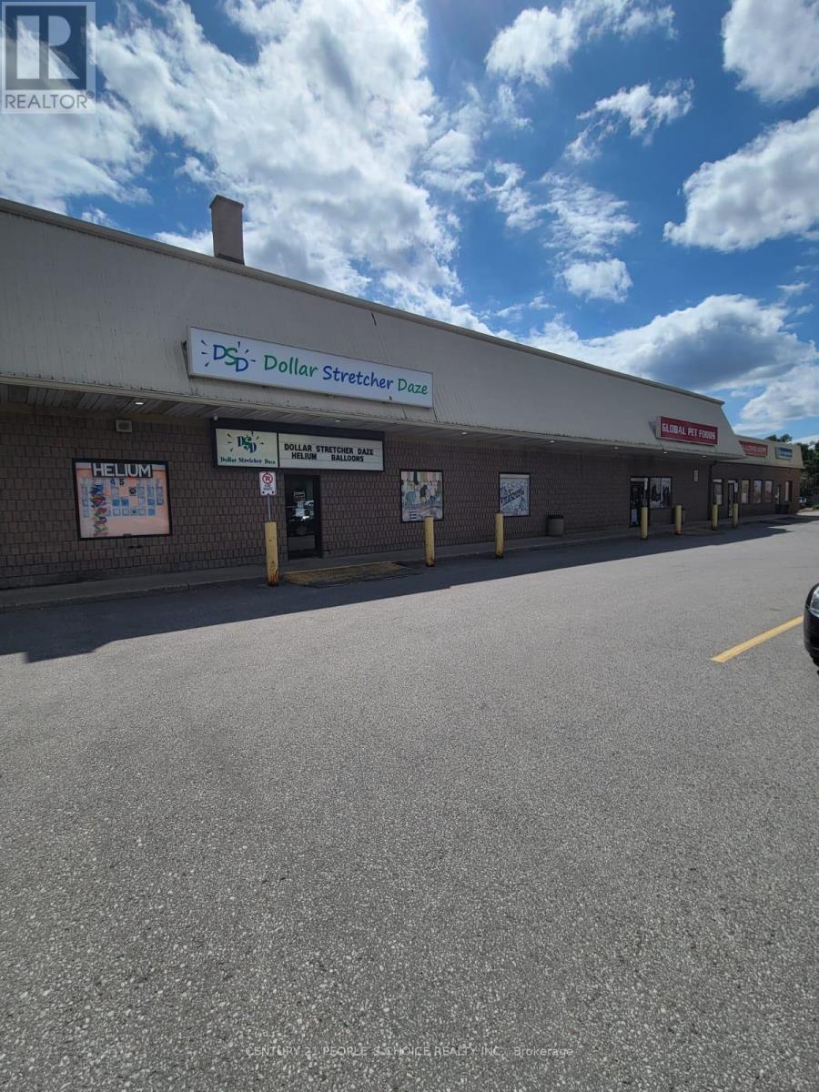 8 Main Street N, Halton Hills, Ontario  L7J 1W1 - Photo 2 - W12960330