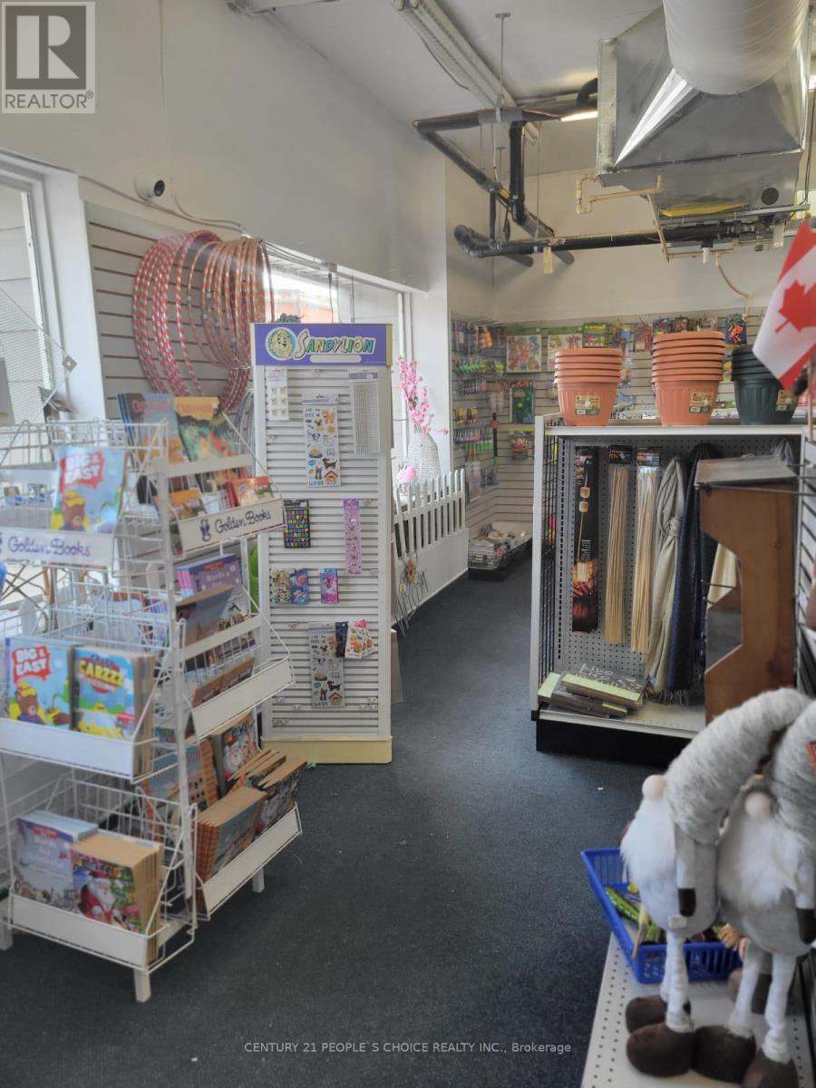 8 Main Street N, Halton Hills, Ontario  L7J 1W1 - Photo 7 - W12960330