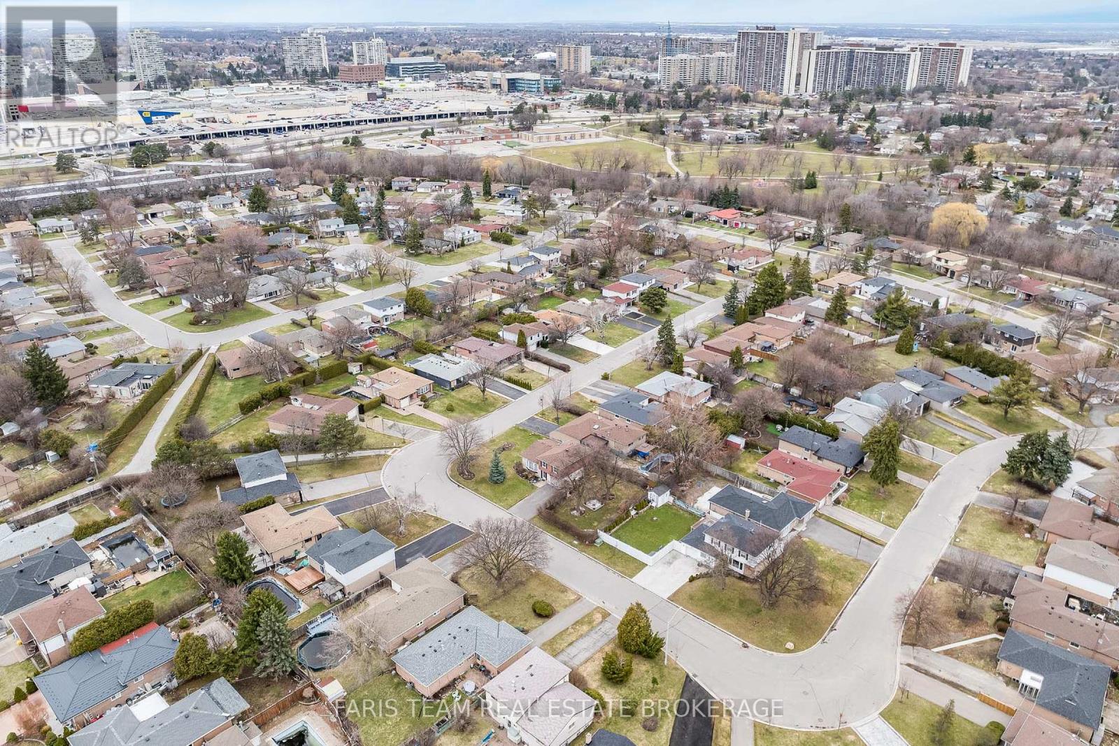 28 Bromley Crescent, Brampton, Ontario  L6T 1Z1 - Photo 33 - W12960372