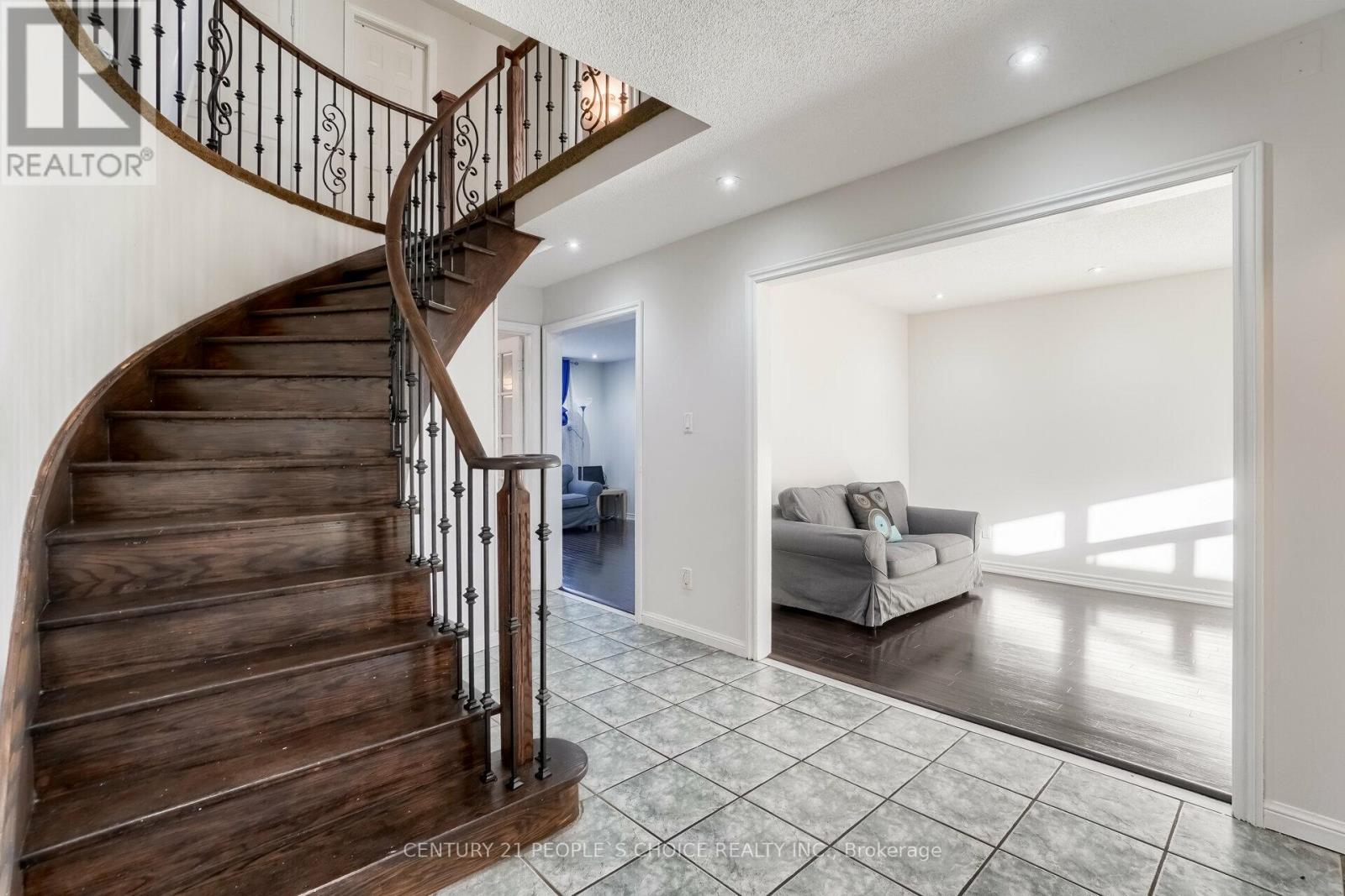 25 Sheringham Street, Brampton, Ontario  L6Z 2P5 - Photo 19 - W12960374