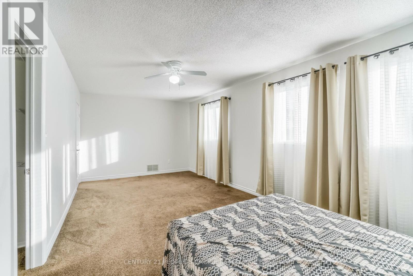 25 Sheringham Street, Brampton, Ontario  L6Z 2P5 - Photo 22 - W12960374