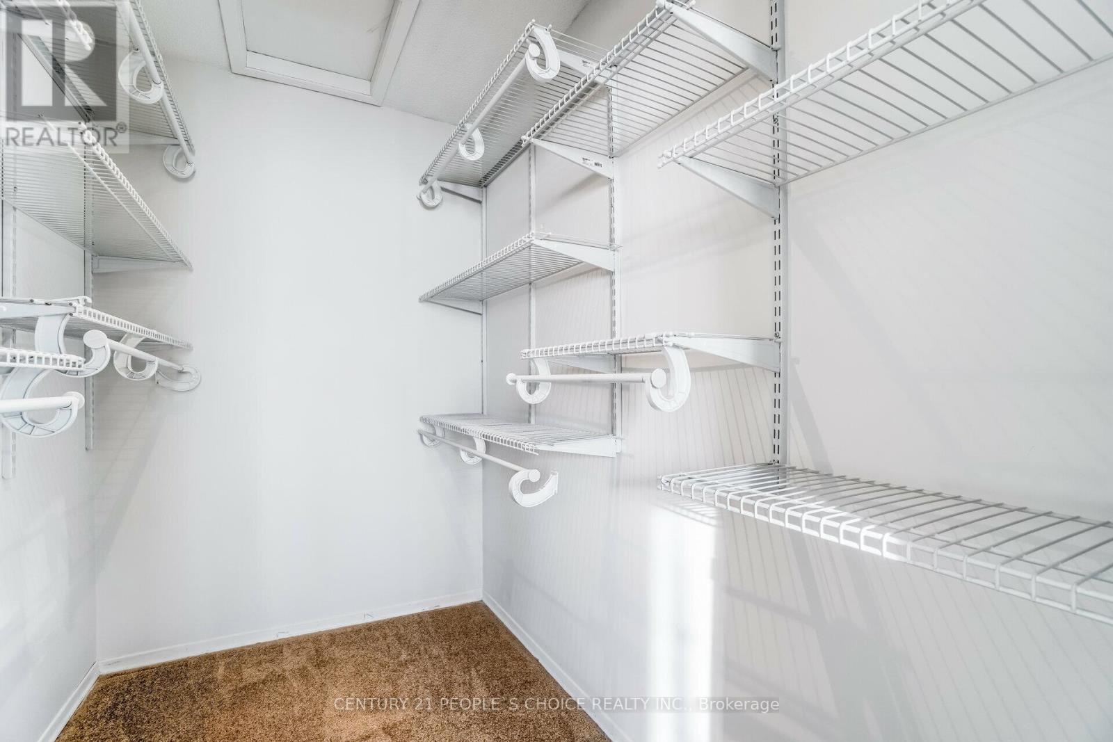 25 Sheringham Street, Brampton, Ontario  L6Z 2P5 - Photo 24 - W12960374