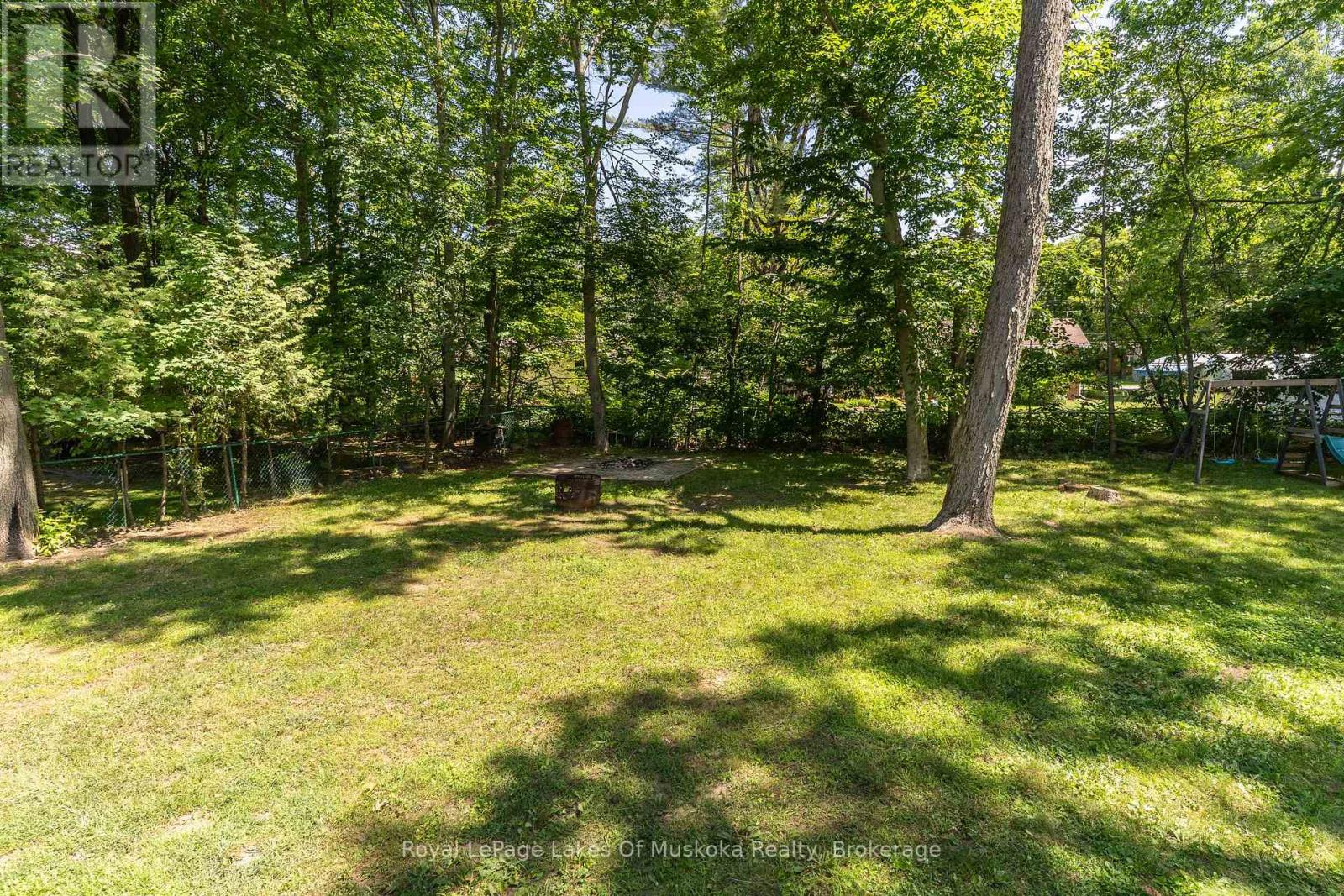 220 Alexander Street, Gravenhurst, Ontario  P1P 1A6 - Photo 43 - X12941010