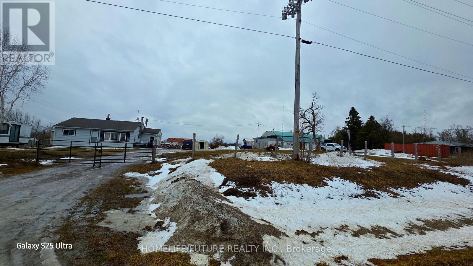 152 Glenarm Road, Kawartha Lakes, Ontario  K0M 2T0 - Photo 5 - X12960320