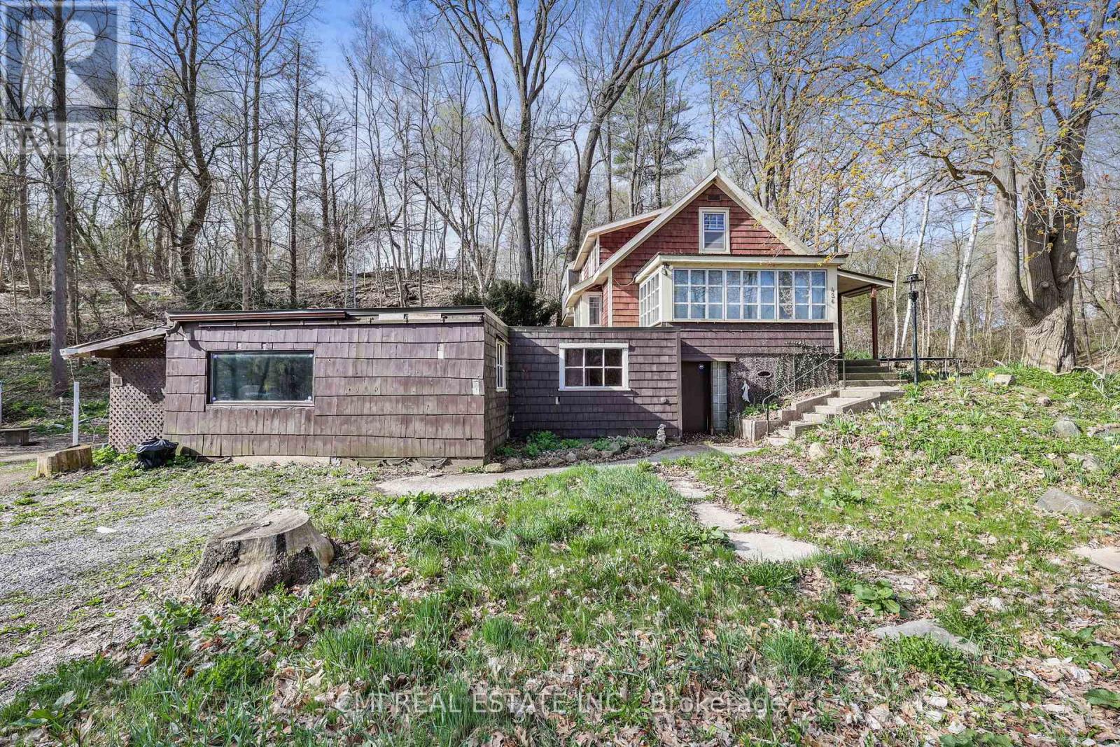 436 Old Mill Road, Norfolk, Ontario  N4B 2X5 - Photo 2 - X12960356