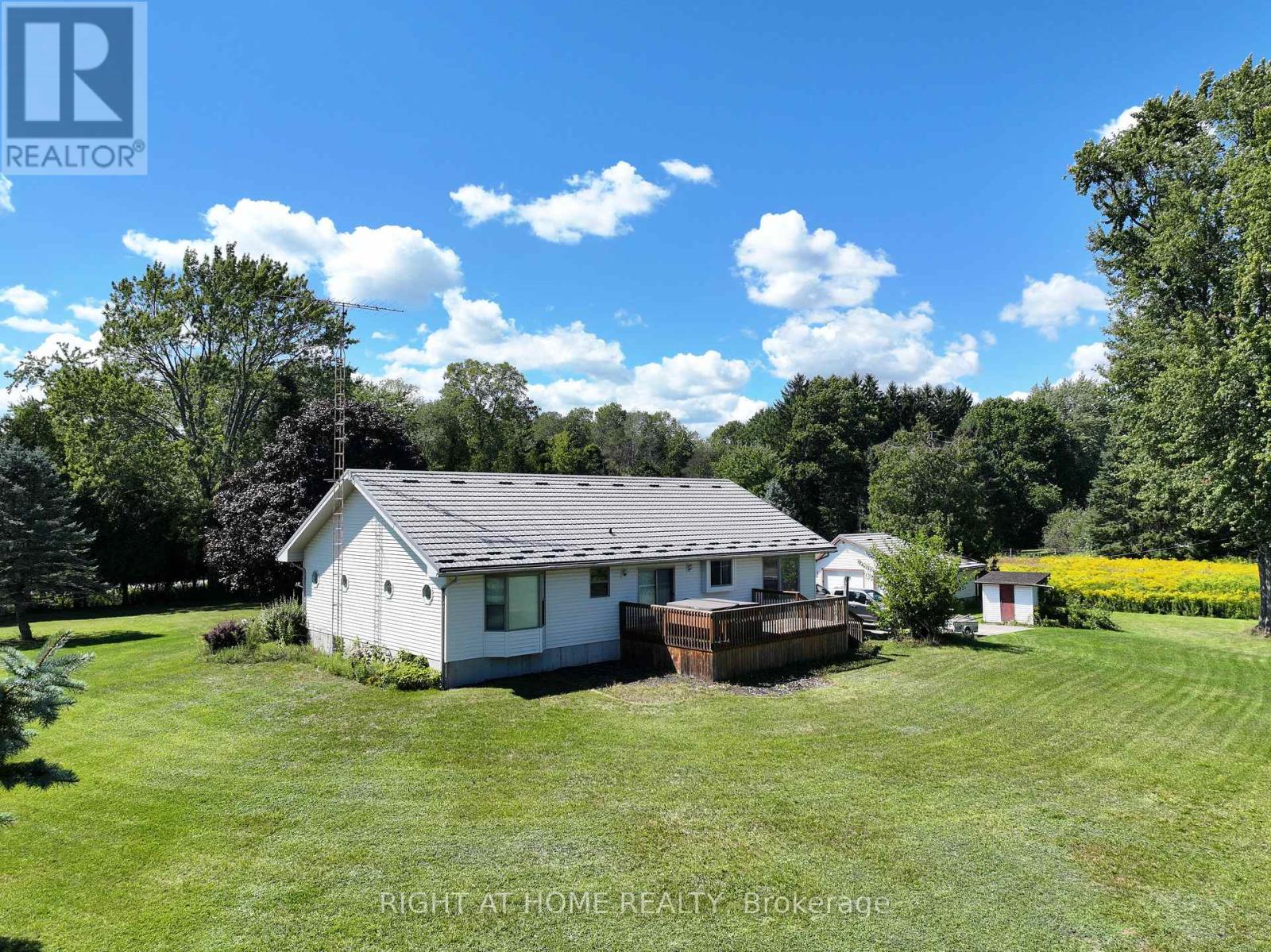 1938 Turkey Point Road, Norfolk, Ontario  N3Y 4J9 - Photo 6 - X12469263