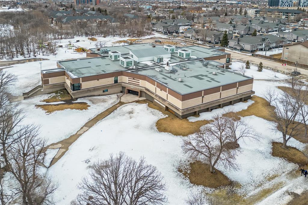 67 Purdue Bay, Winnipeg, Manitoba  R3T 3C6 - Photo 46 - 202606363