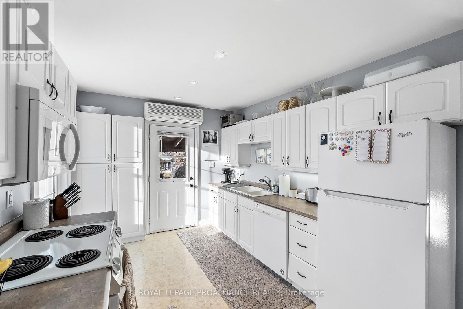 B - 220 Walton Street, Port Hope, Ontario  L1A 1N9 - Photo 14 - X12960446