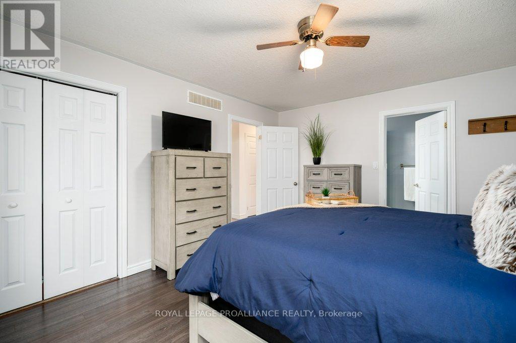 27 Forest Valley Drive, Quinte West, Ontario  K0K 2C0 - Photo 20 - X12960542