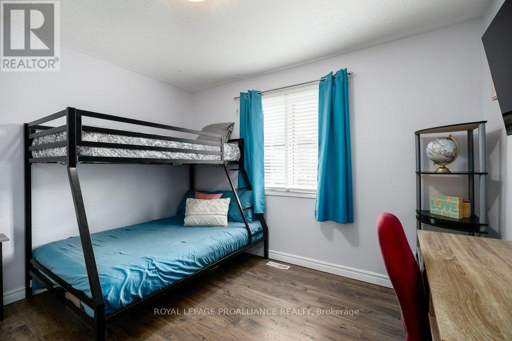 27 Forest Valley Drive, Quinte West, Ontario  K0K 2C0 - Photo 24 - X12960542