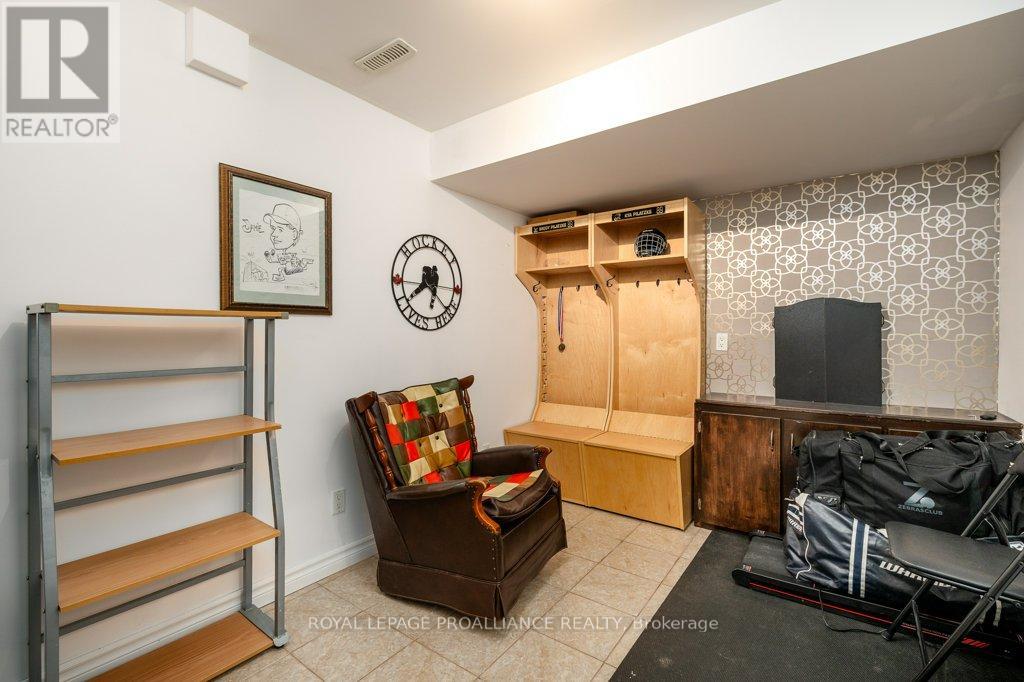 27 Forest Valley Drive, Quinte West, Ontario  K0K 2C0 - Photo 34 - X12960542