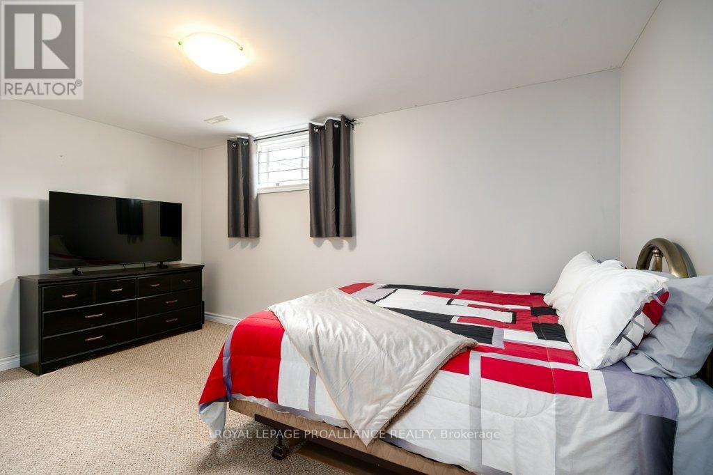 27 Forest Valley Drive, Quinte West, Ontario  K0K 2C0 - Photo 36 - X12960542