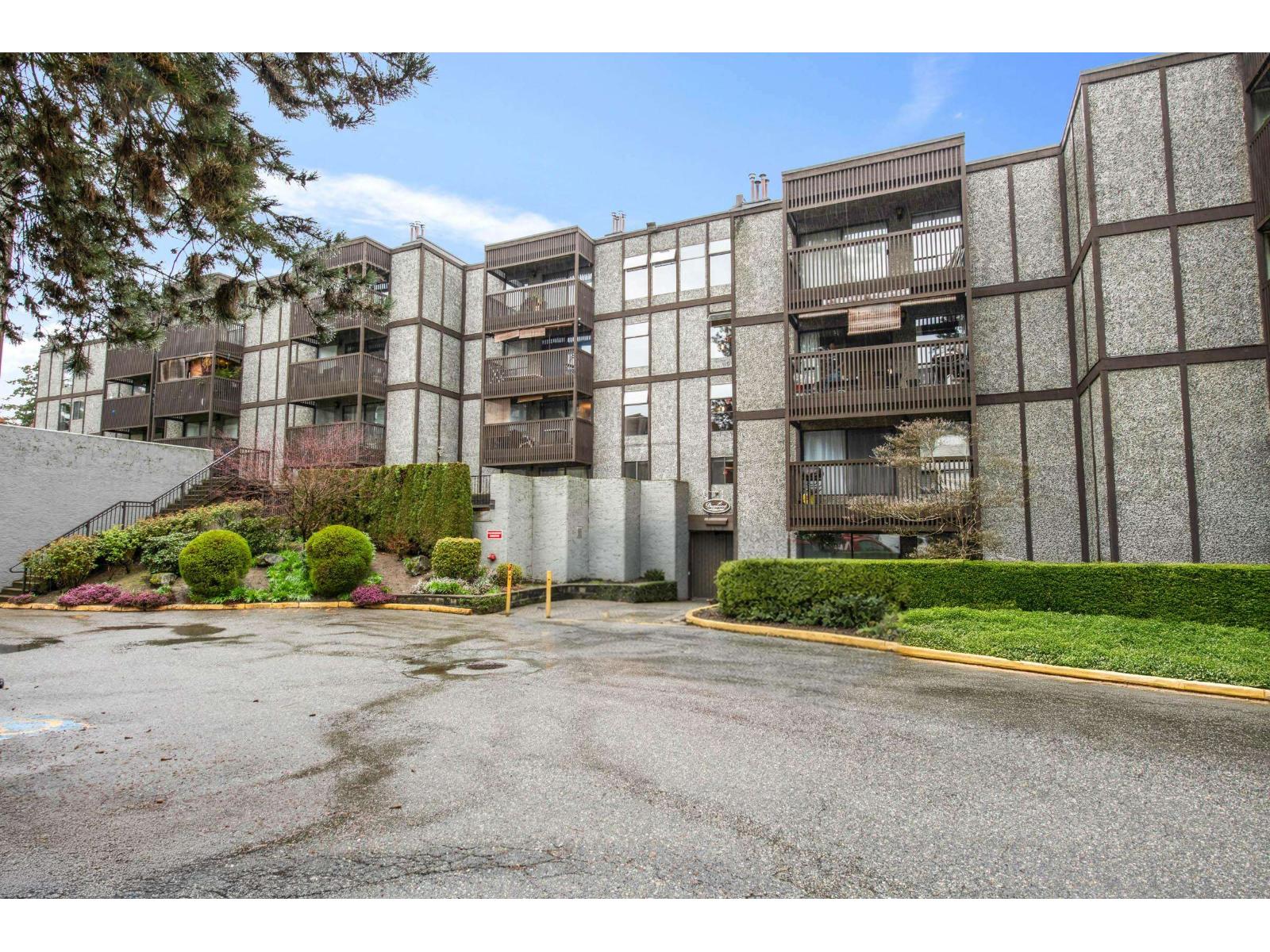 114 9672 134 Street, Surrey, British Columbia  V3T 5L5 - Photo 1 - R3106653