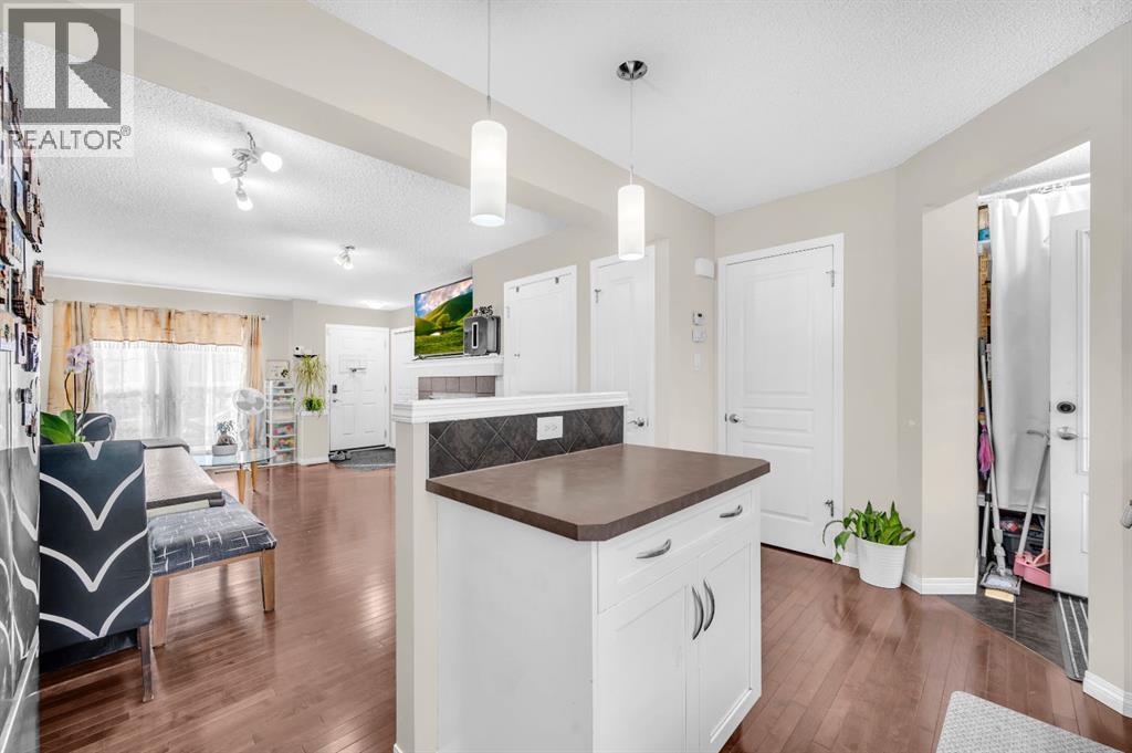 207 Elgin Meadows Gardens Se, Calgary, Alberta  T2Z 0M3 - Photo 16 - A2294033