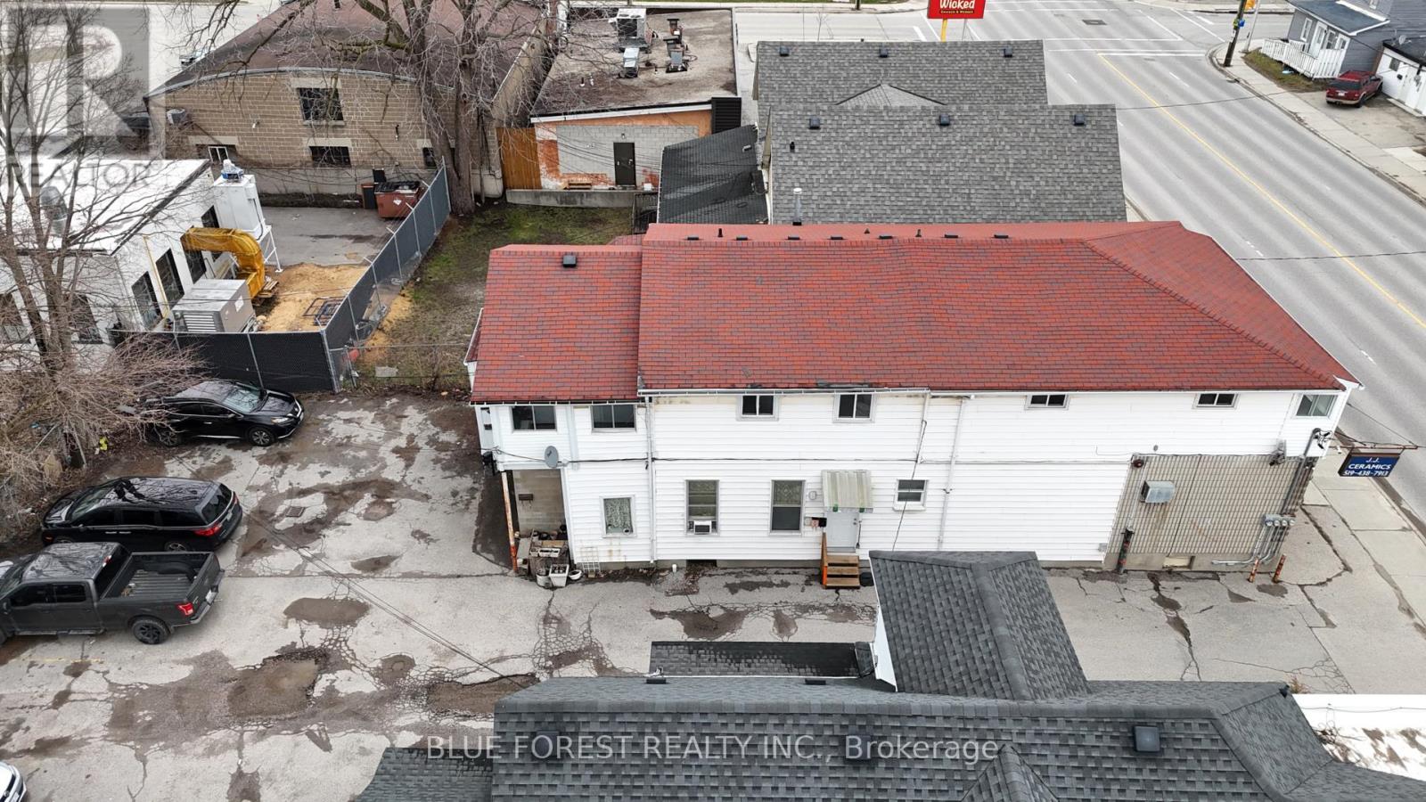 452 Horton Street, London East, Ontario  N6B 1M3 - Photo 4 - X12960570