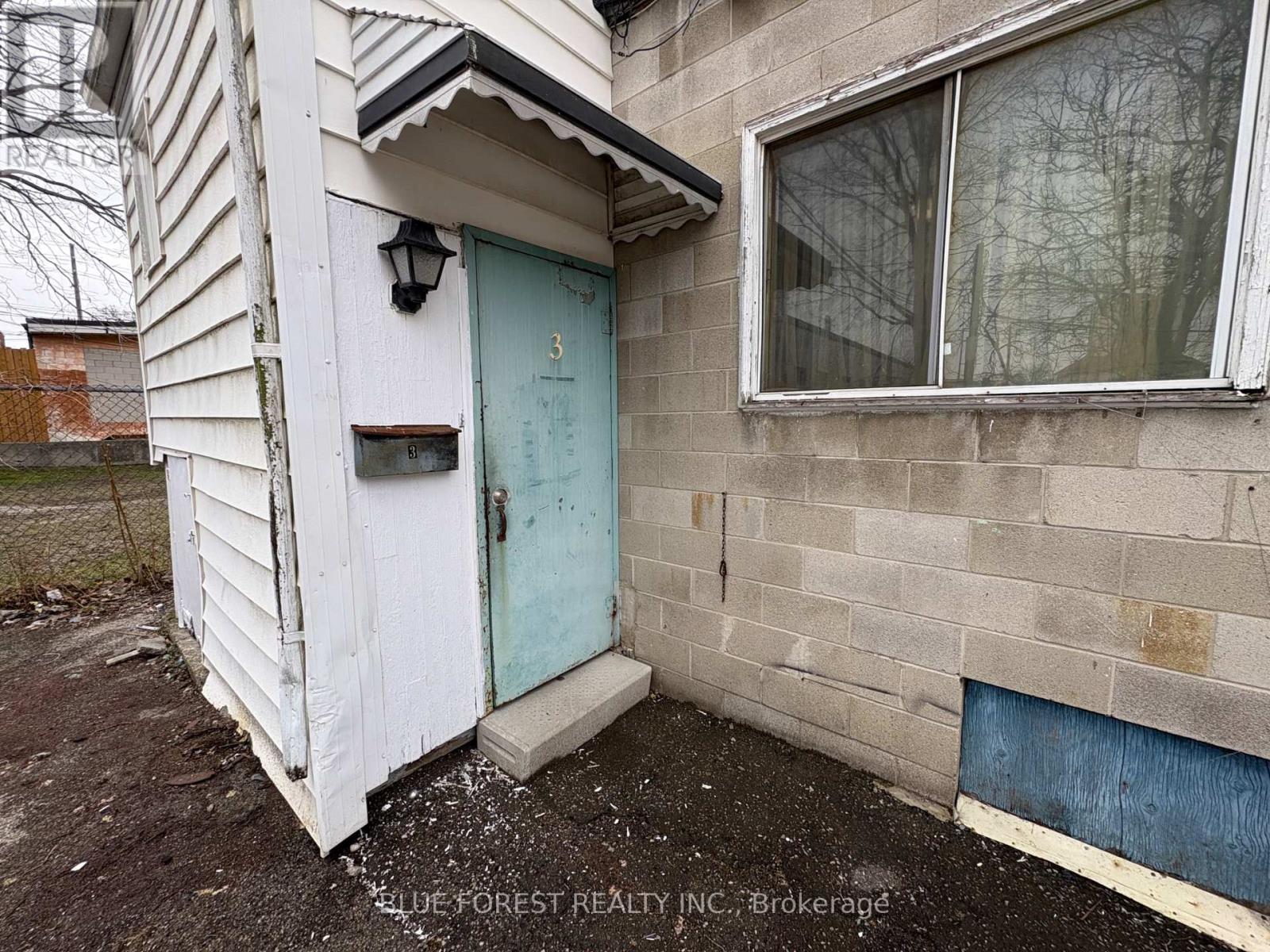 452 Horton Street, London East, Ontario  N6B 1M3 - Photo 7 - X12960570