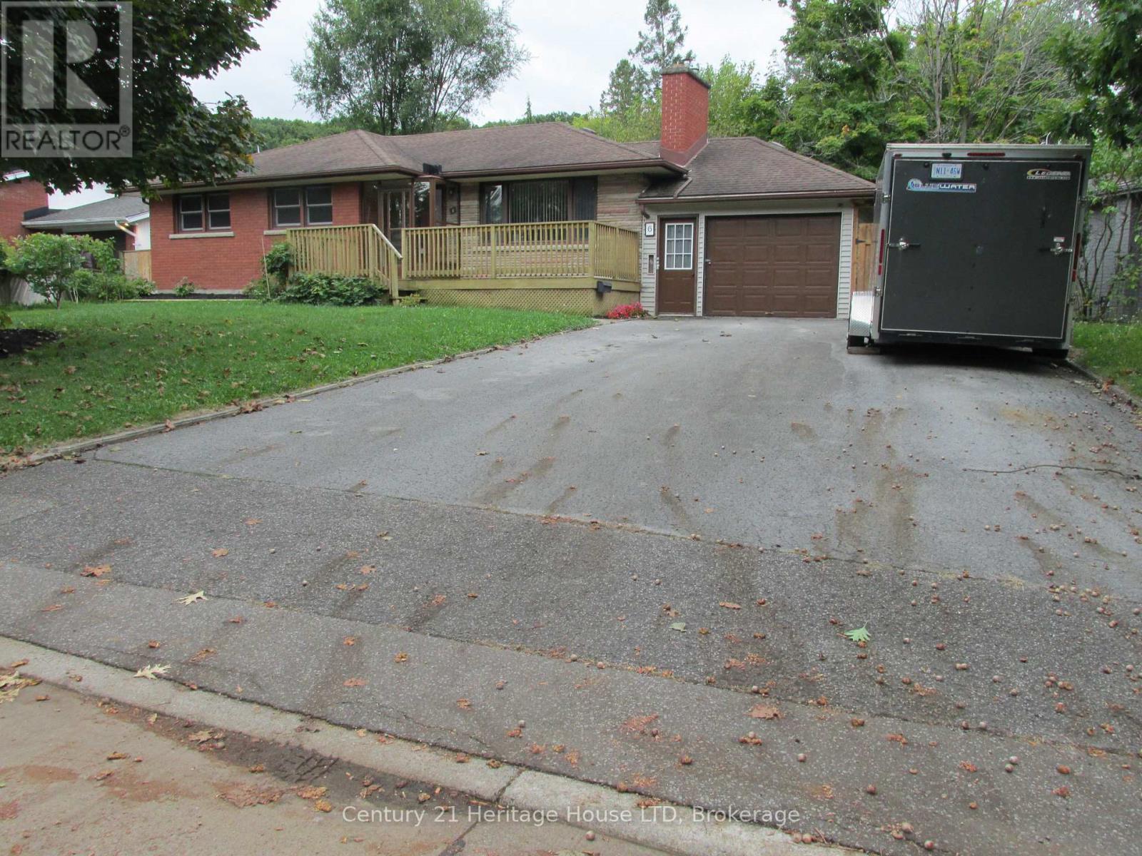 6 East Hampton Road, St. Catharines, Ontario  L2T 3E1 - Photo 21 - X12938284