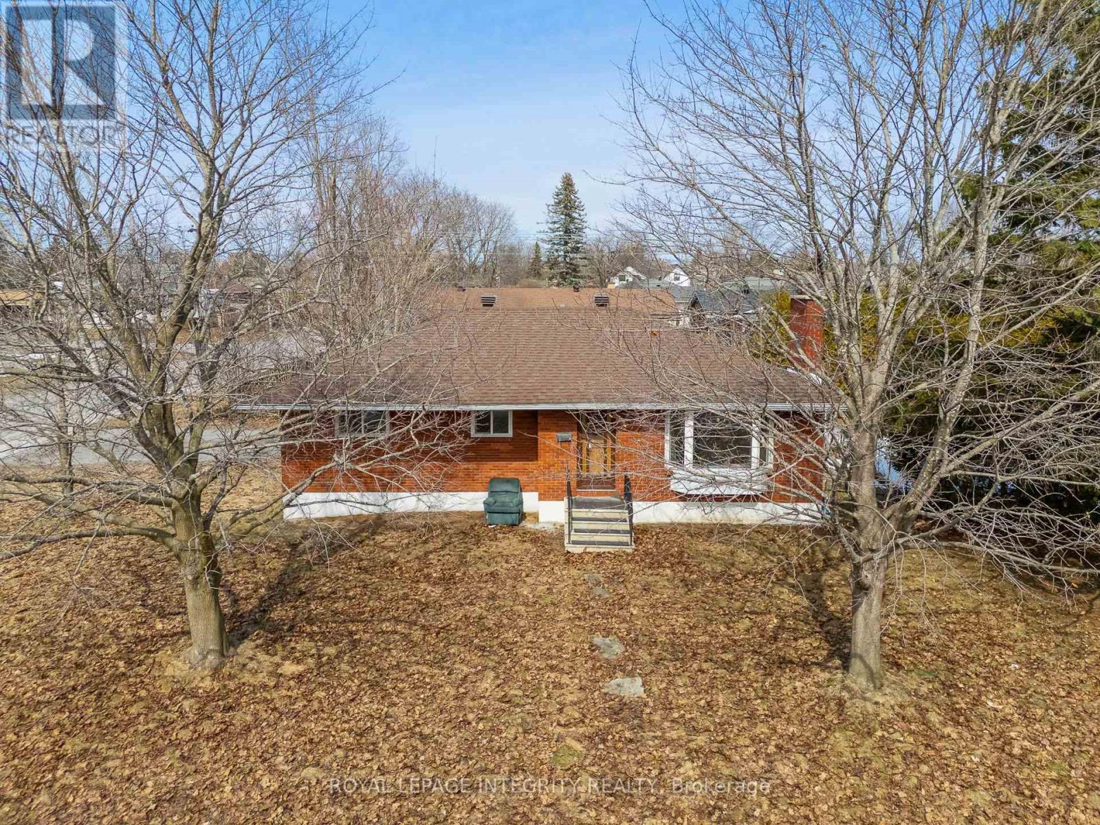 65 David Drive, Ottawa, Ontario  K2G 2N2 - Photo 8 - X12960538