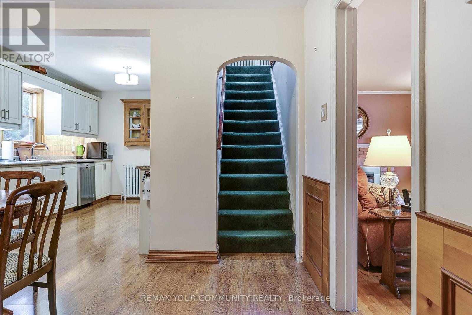 30 Dunning Avenue, Aurora, Ontario  L4G 6H7 - Photo 22 - N12960072