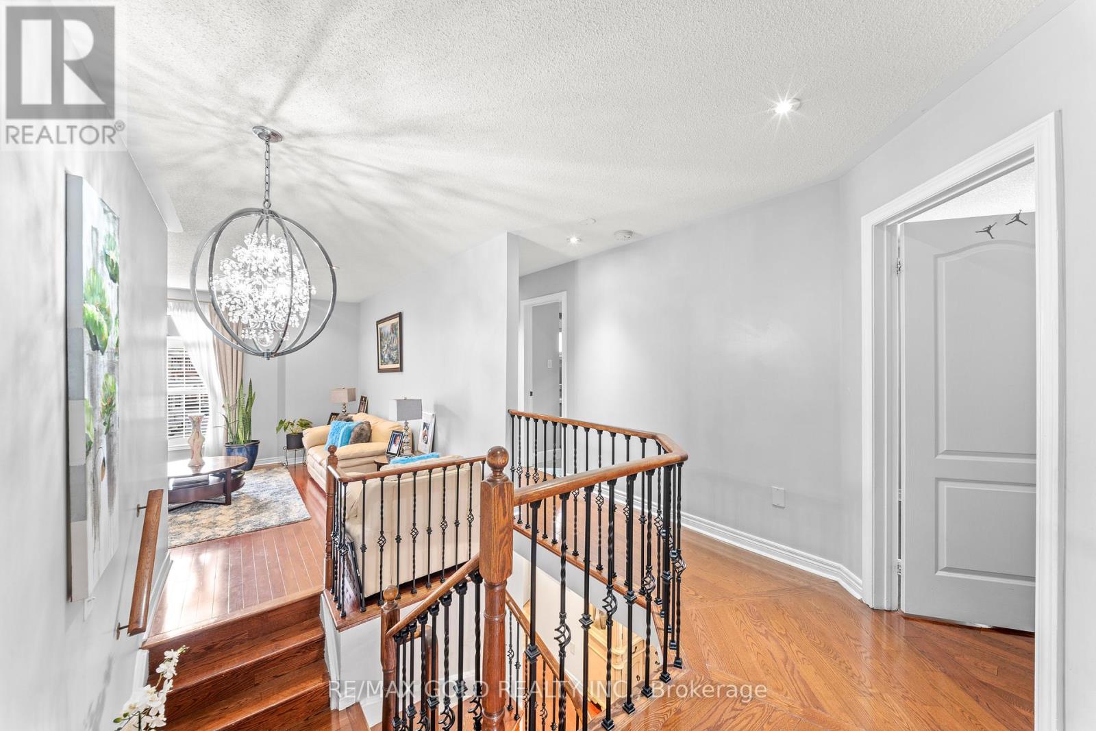 53 Linderwood Drive, Brampton, Ontario  L7A 1S4 - Photo 22 - W12917006