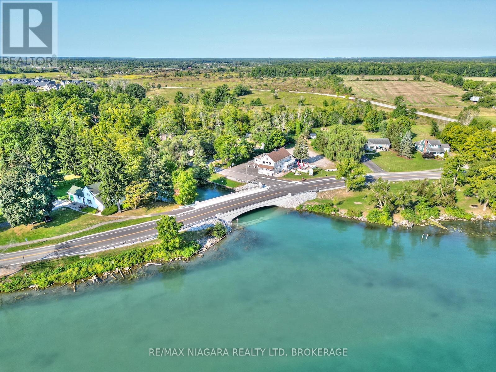 4229 Niagara River Parkway, Fort Erie, Ontario  L0S 1S0 - Photo 42 - X12960546