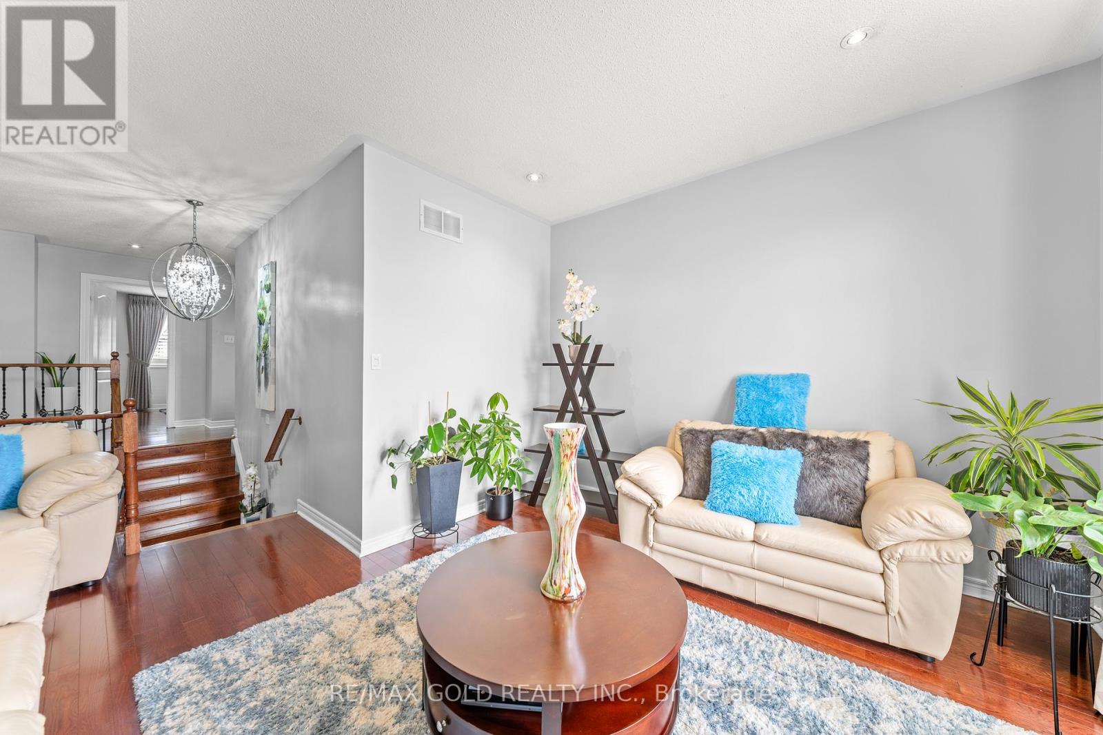 53 Linderwood Drive, Brampton, Ontario  L7A 1S4 - Photo 25 - W12917006