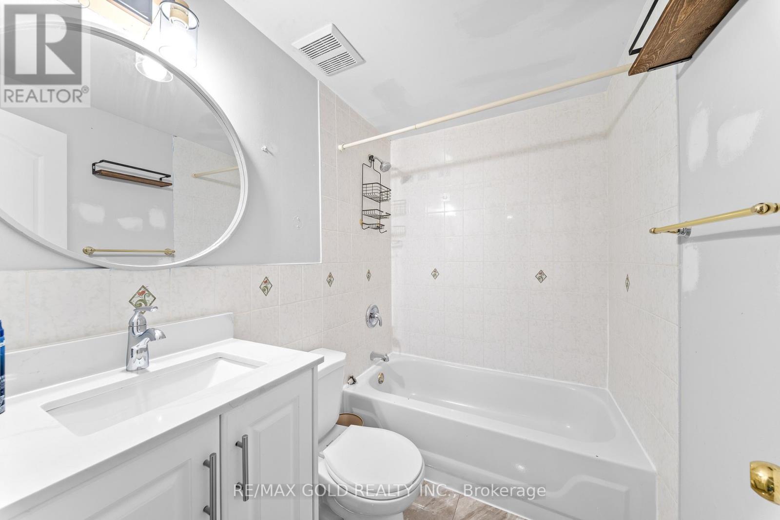 53 Linderwood Drive, Brampton, Ontario  L7A 1S4 - Photo 43 - W12917006