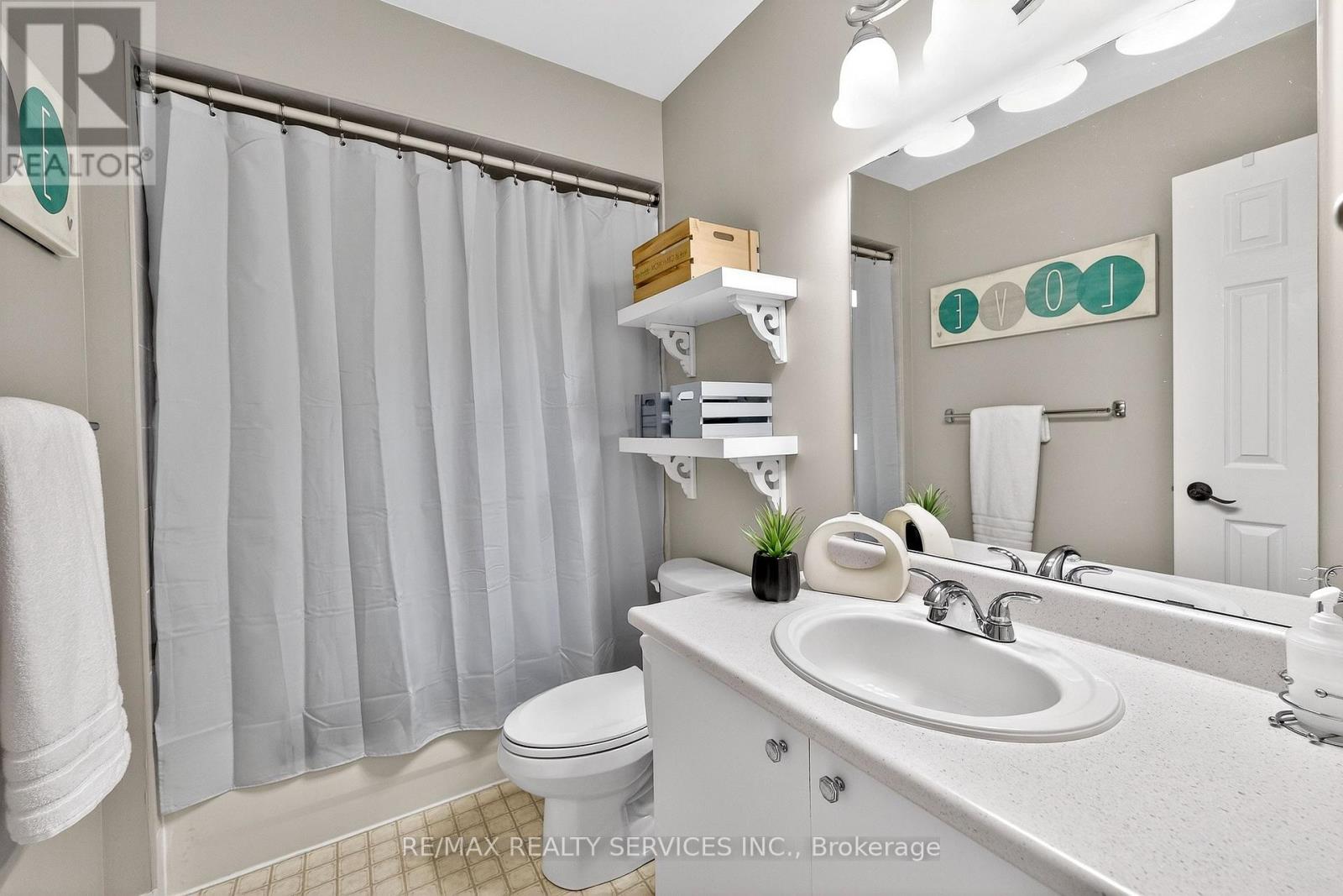 99 White Tail Crescent, Brampton, Ontario  L6Y 5B9 - Photo 27 - W12952570