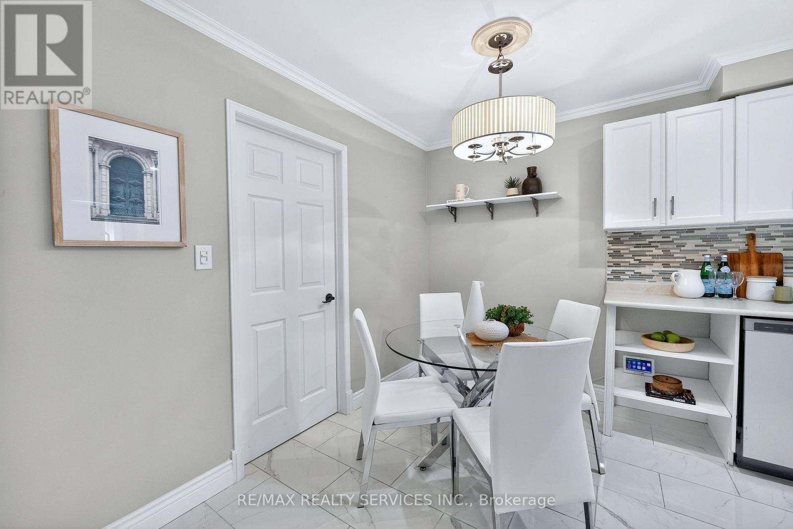 99 White Tail Crescent, Brampton, Ontario  L6Y 5B9 - Photo 13 - W12952570