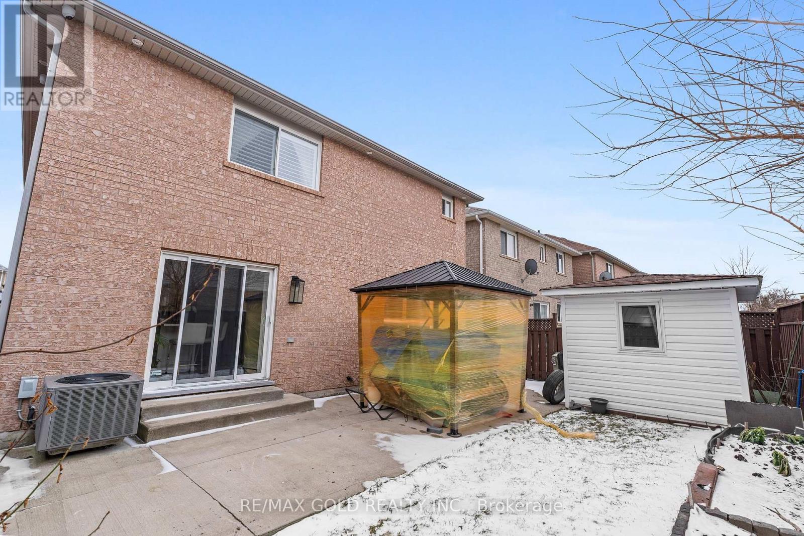 53 Linderwood Drive, Brampton, Ontario  L7A 1S4 - Photo 44 - W12917006