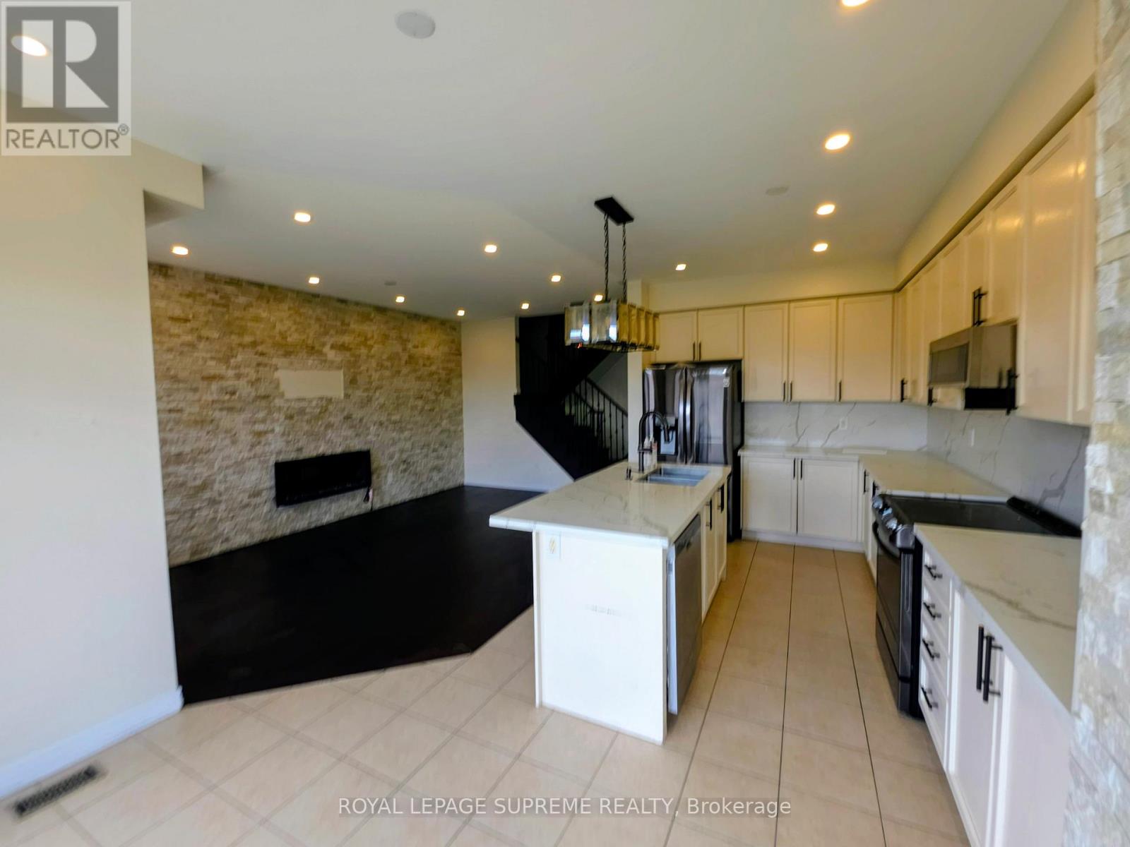 527 Vaughan Court, Milton, Ontario  L9T 8A7 - Photo 12 - W12953770