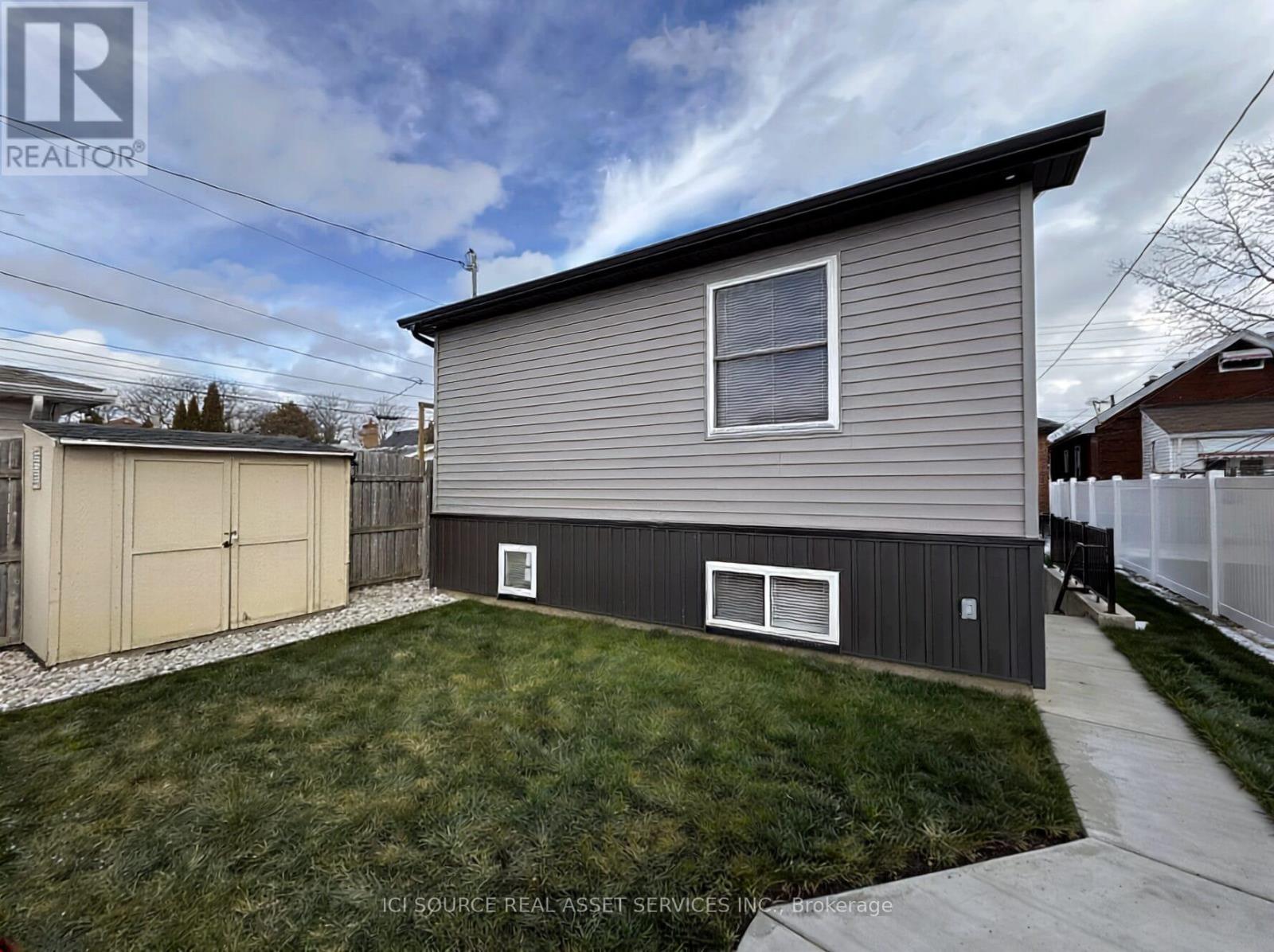 2 - 2335 Mercer Street, Windsor, Ontario  N8X 3R4 - Photo 11 - X12949786